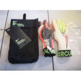 Nike GK Mercurial Touch...